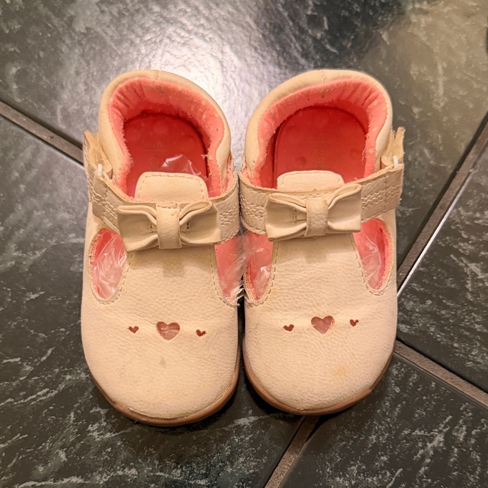 Carter's Cream Mary Jane Shoes with Pink Lining and Bow